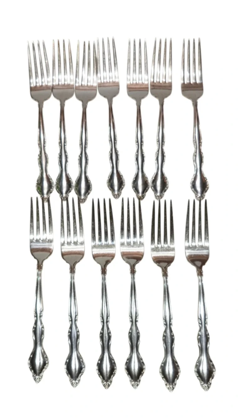 Lot of 13 International Deepsilver Inland Dinner Forks Vintage